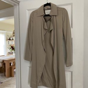 Aritzia Babaton Maximo trench coat